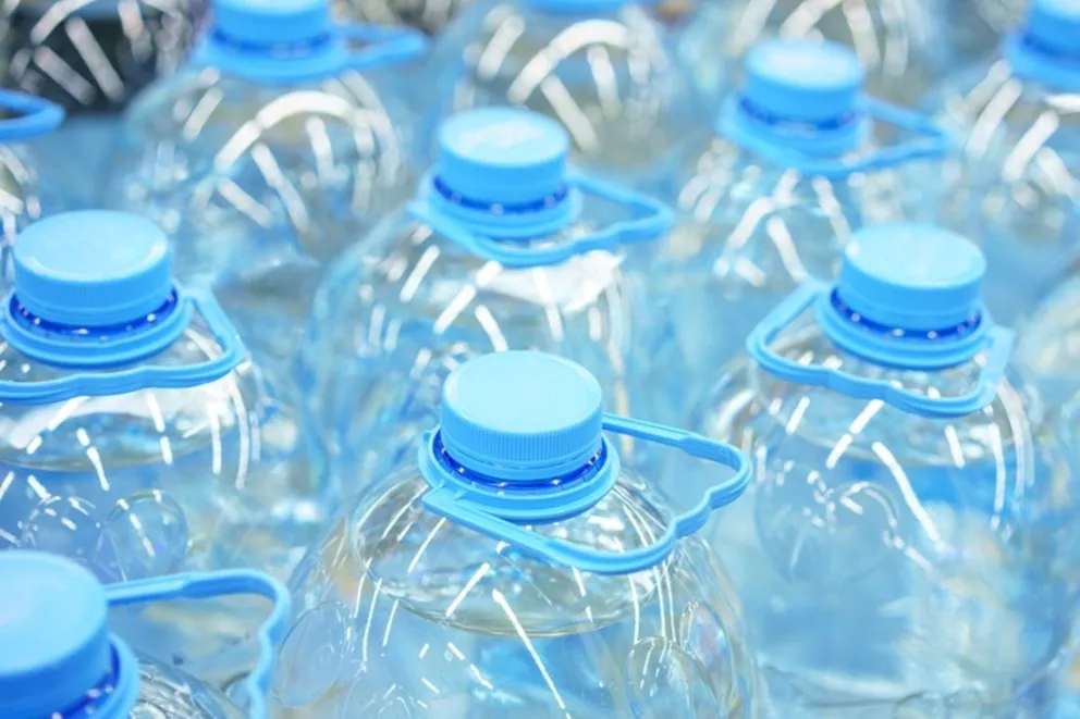 El fabuloso truco que convertirá los bidones de agua en útiles organizadores: su elaboración es sencilla y muy económica