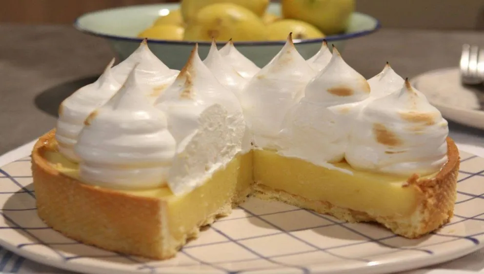 La imperdible receta de lemon pie que refrescará a tu familia: fácil, económica y muy rápida de hacer