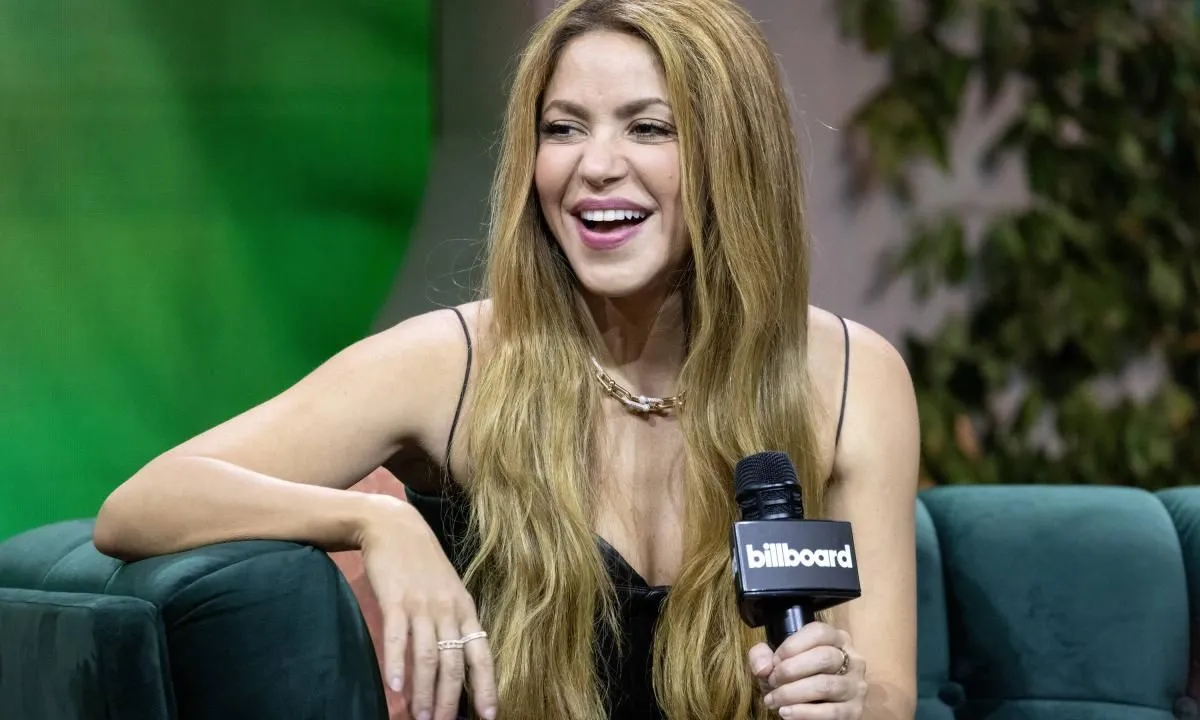 SHAKIRA