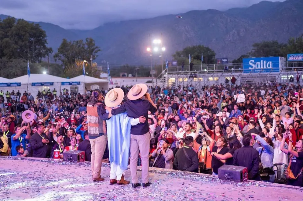 Un boleto de lujo: Flecha Bus justificó la suba del 300% para la Serenata a Cafayate