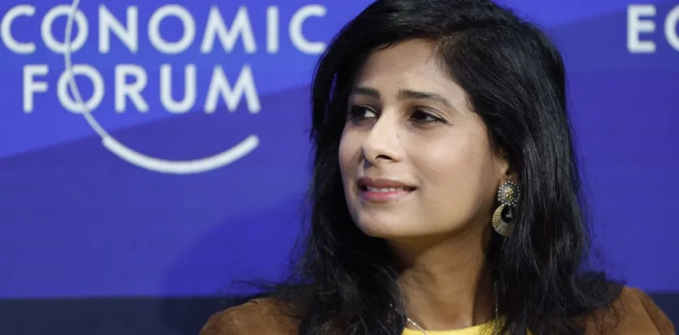 En medio de la crisis política, la vicedirectora del FMI llegará al país para evaluar el programa económico