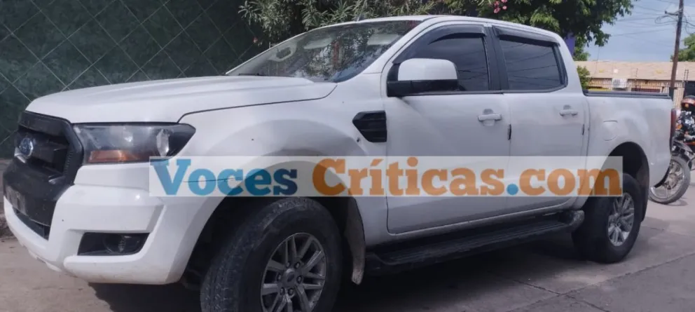 Orán: encuentran en la calle a una camioneta abandonada con orificios de arma de fuego