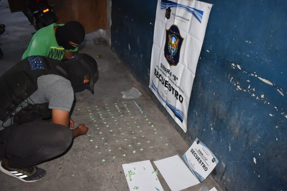 Exitoso operativo contra el narcotráfico en Salta: una mujer detenida y más de 200 dosis de droga incautadas