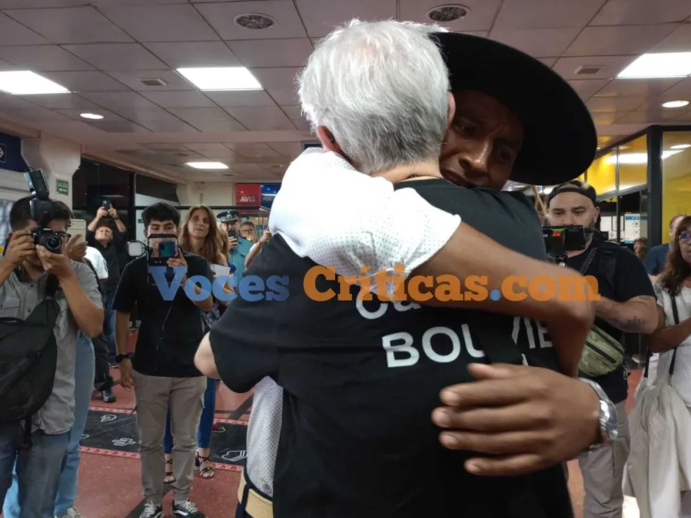 Las palabras de Michel Bouvier tras reencontrarse con Santos Vera: "A Cassandra no le gustaba que los pobres paguen por los ricos"