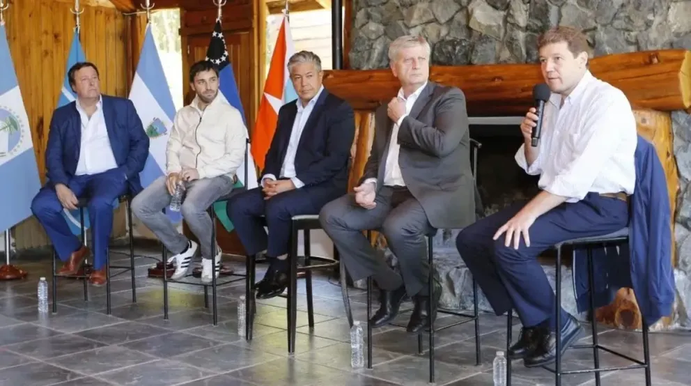 Guerra a las provincias: gobernadores del sur se plantan a Nación y Chubut amenaza con no exportar más gas