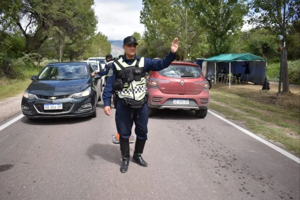 Controles viales por la Serenata a Cafayate: anoche detectaron a más de 60 conductores ebrios