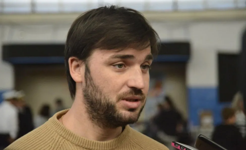 El gobernador de Chubut demandará al Estado Nacional por la retención "ilegal" de la coparticipación