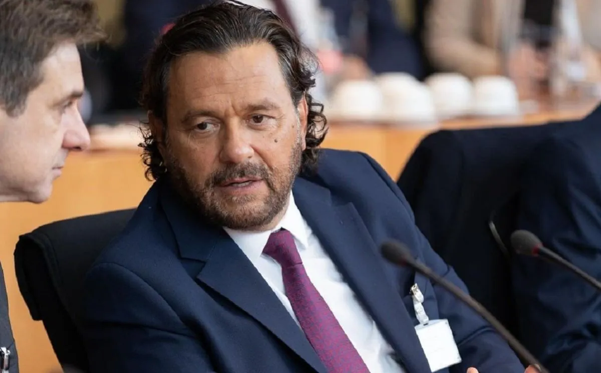 Gustavo S&aacute;enz