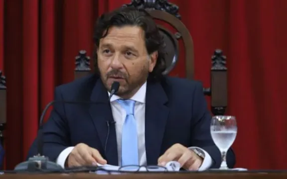 Gustavo Sáenz en la Legislatura