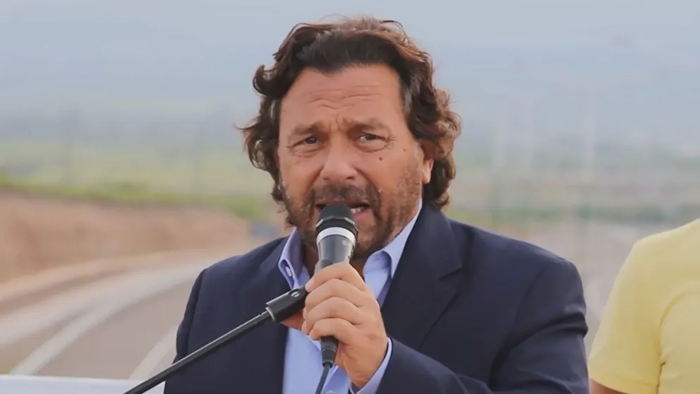 Tras el conflicto con las tabacaleras, Gustavo Sáenz condicionó su apoyo a la Ley Ómnibus