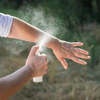 Prohibición de ANMAT: se vetó una marca de repelente para mosquitos por irregularidades