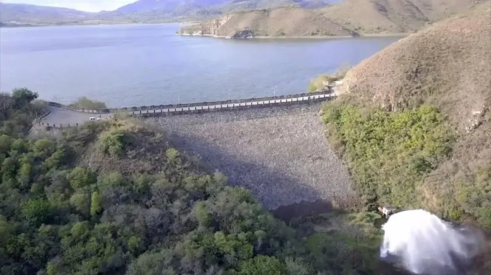 Aguas del Norte aclaró la situación de las tomas del Dique Campo Alegre tras la crecida