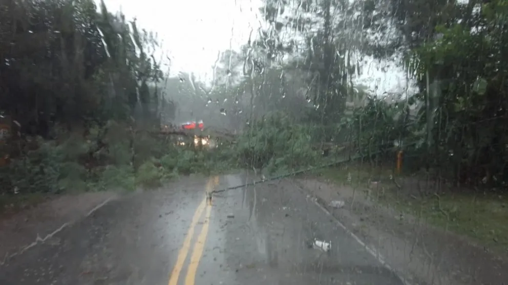 Por las fuertes lluvias, se complicó el acceso a Cachi: la ruta 33 está intransitable