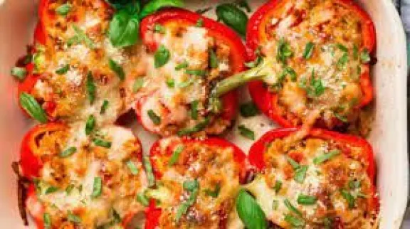 MORRONES RELLENOS CON POLLO