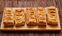 Sorprende a tu familia con estos deliciosos pastelitos de manzana: una receta relajada y muy fácil de hacer