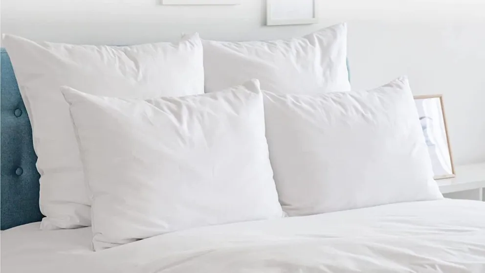 El sorprendente truco para blanquear y dejar como nuevas las almohadas: con dos ingredientes que tenés en casa