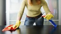 El impresionante truco para eliminar definitivamente el polvo de tus muebles: no gastes más dinero 