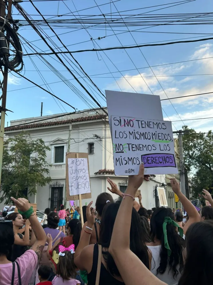 Masiva movilización por el 8M en Salta: “Necesitamos una justicia que nos proteja”