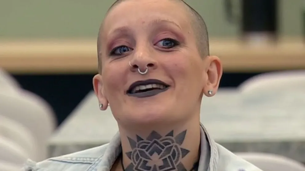 Gran Hermano: así fue el ardiente beso entre Furia y uno de los nuevos participantes