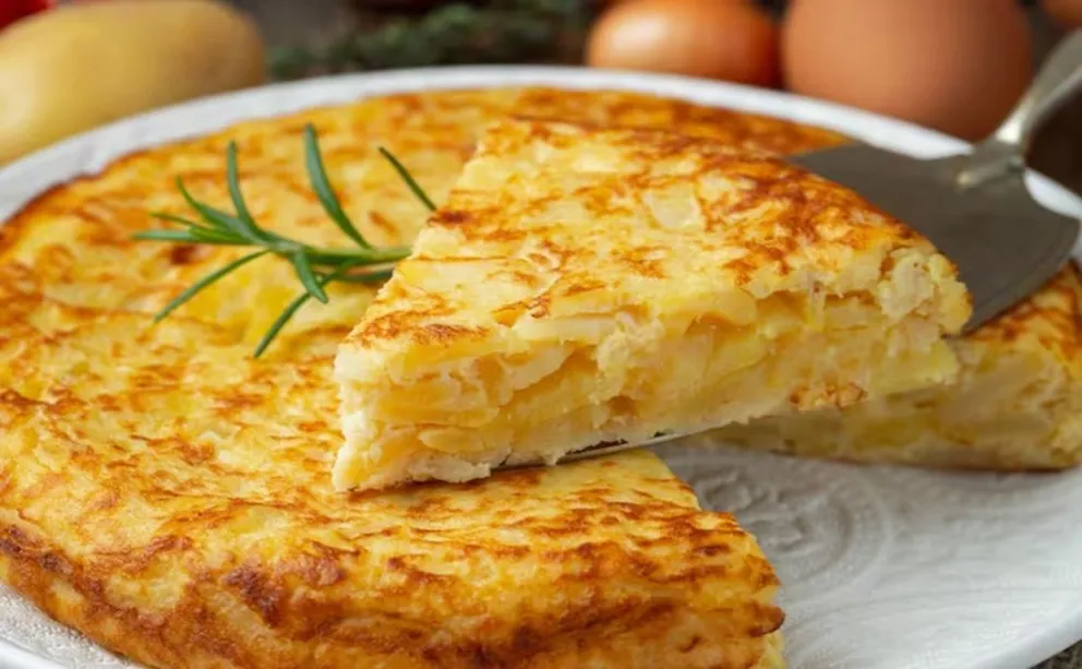Conocé cómo preparar a la perfección la famosa tortilla de papa: una receta deliciosa para cualquier ocasión