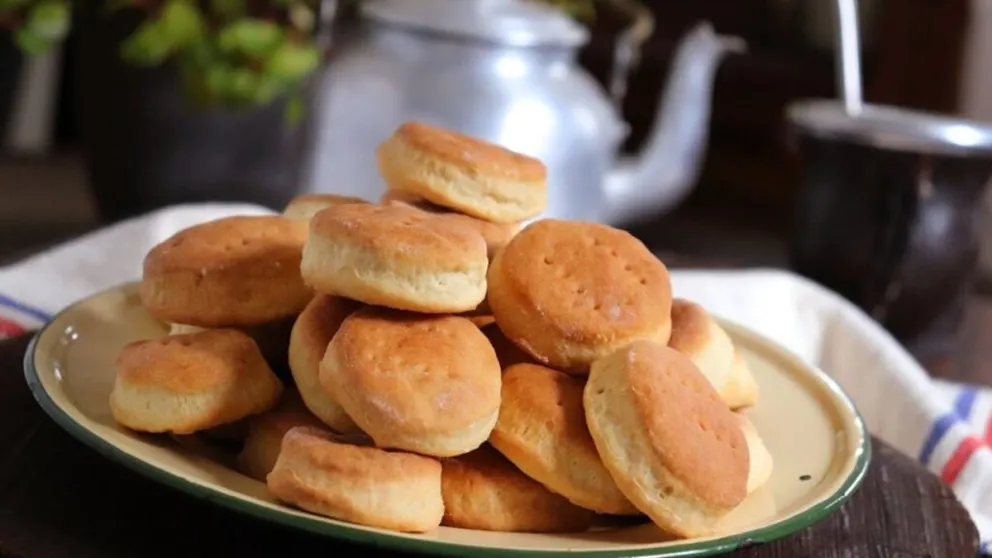 Así es la insuperable receta de los deliciosos bizcochitos de queso: con cuatro ingredientes y en 30 minutos