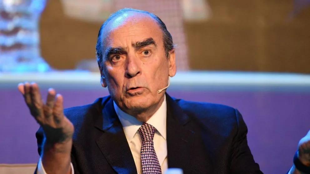 El Gobierno evalúa aumentar las jubilaciones según la inflación y otorgar un plus del 10% en abril
