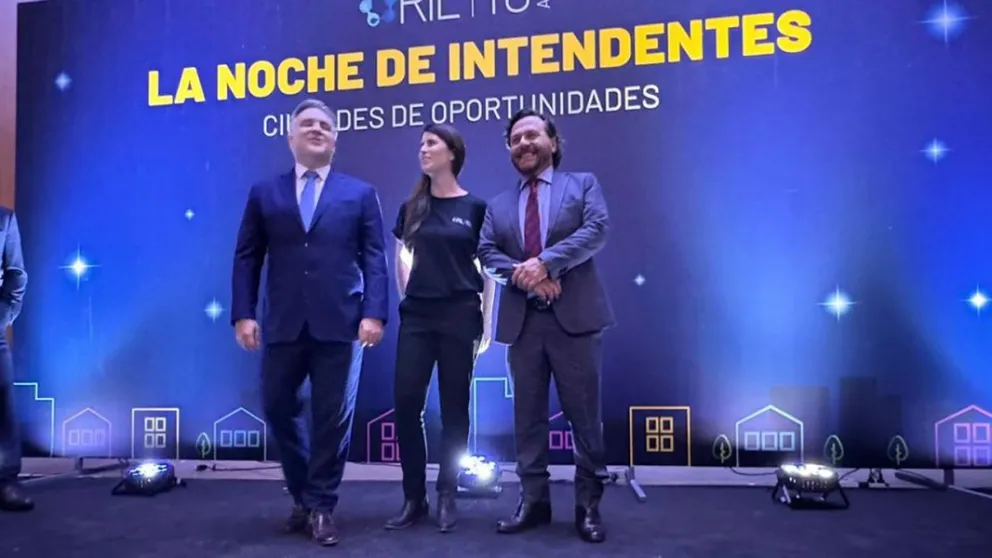 Gustavo Sáenz se reunió con 400 intendentes de todo el país: buscan impulsar las ciudades