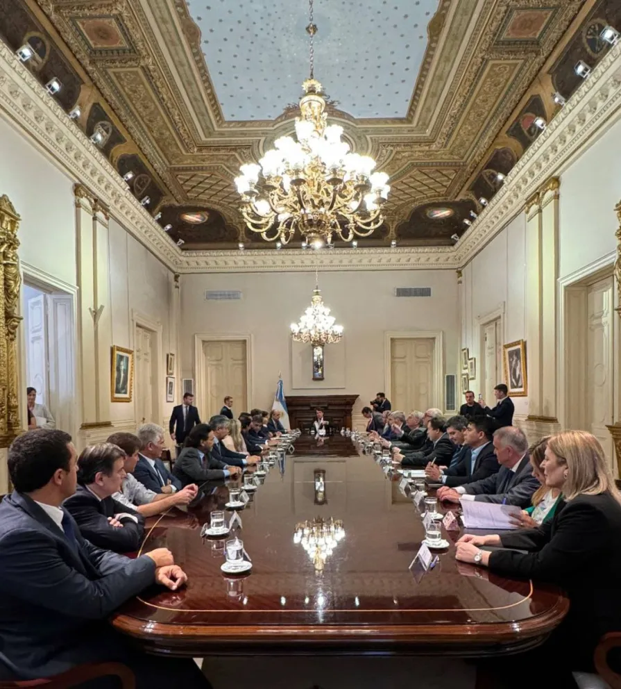 El Gobierno ya envió el borrador de la nueva Ley Ómnibus a los gobernadores y legisladores