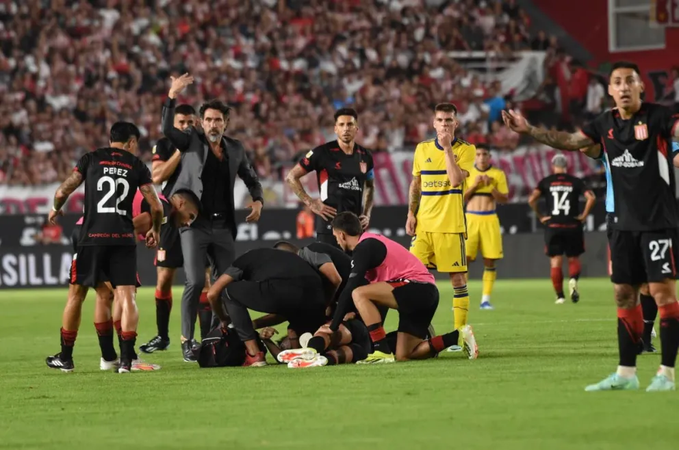 Se suspendió el partido de Estudiantes de La Plata vs Boca Juniors: un jugador fue trasladado de urgencia