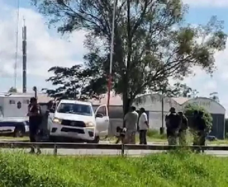 Hombre murió tras estrellar su camioneta en Rosario de la Frontera 