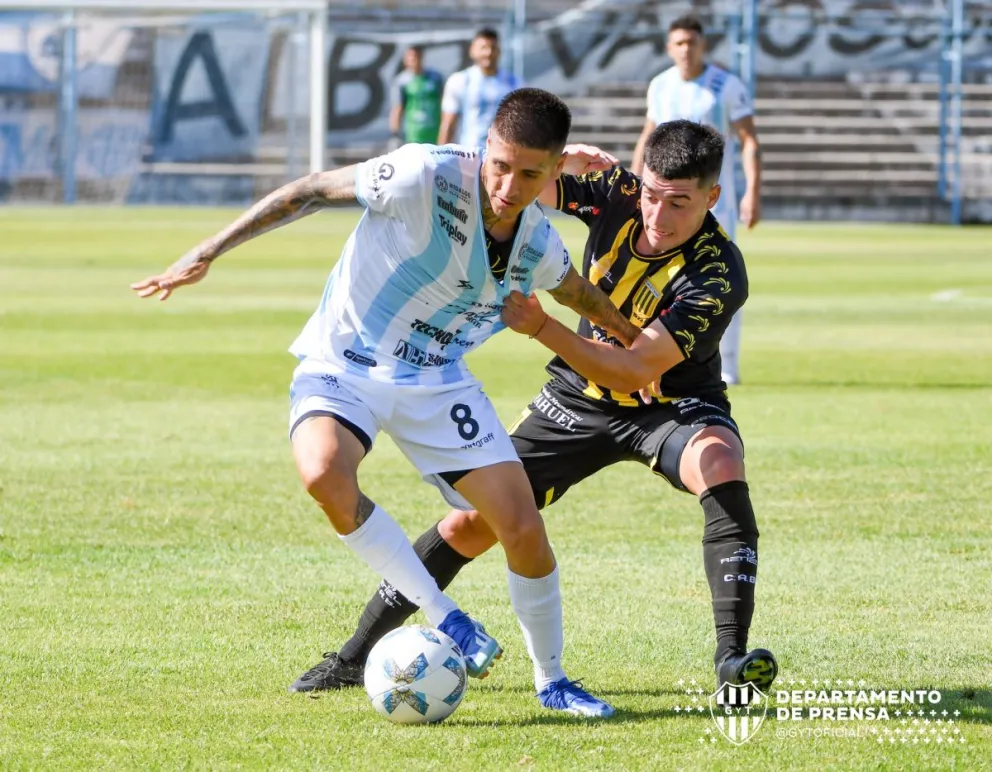 Gimnasia y Tiro empató con Almirante Brown y dejó pasar la chance de acercarse a la cima