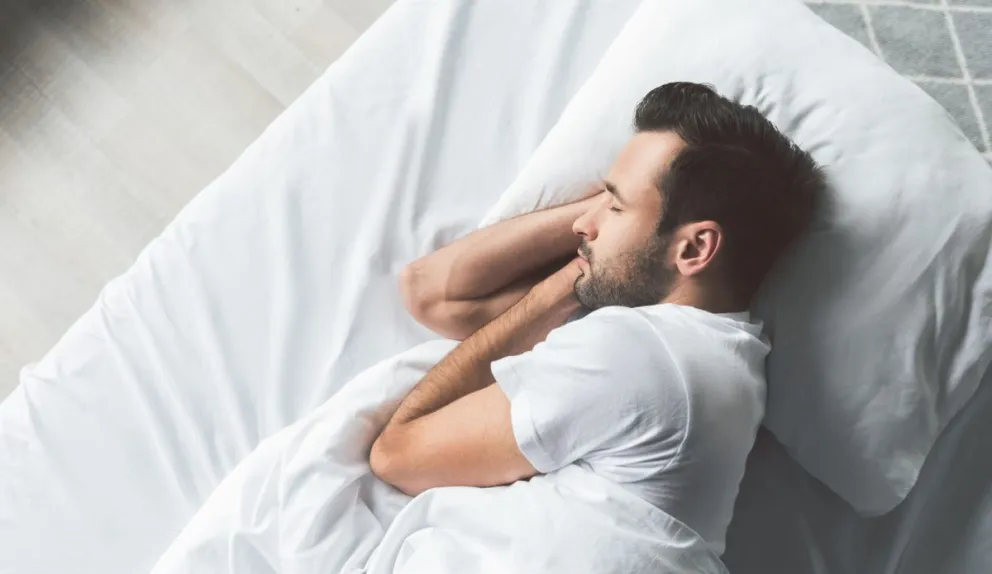 Conocé esta excelente técnica para dormir en menos de dos minutos: un ingenioso truco usado por militares