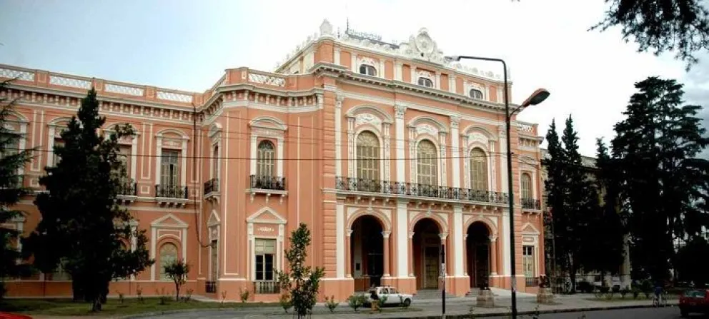 Los senadores salteños repudiaron el cierre del Instituto de Agricultura Familiar promovido por Javier Milei