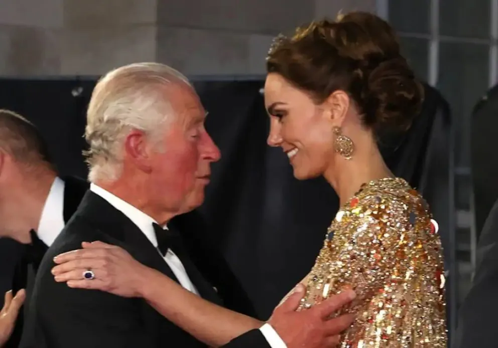 rey Carlos III-Kate Middleton