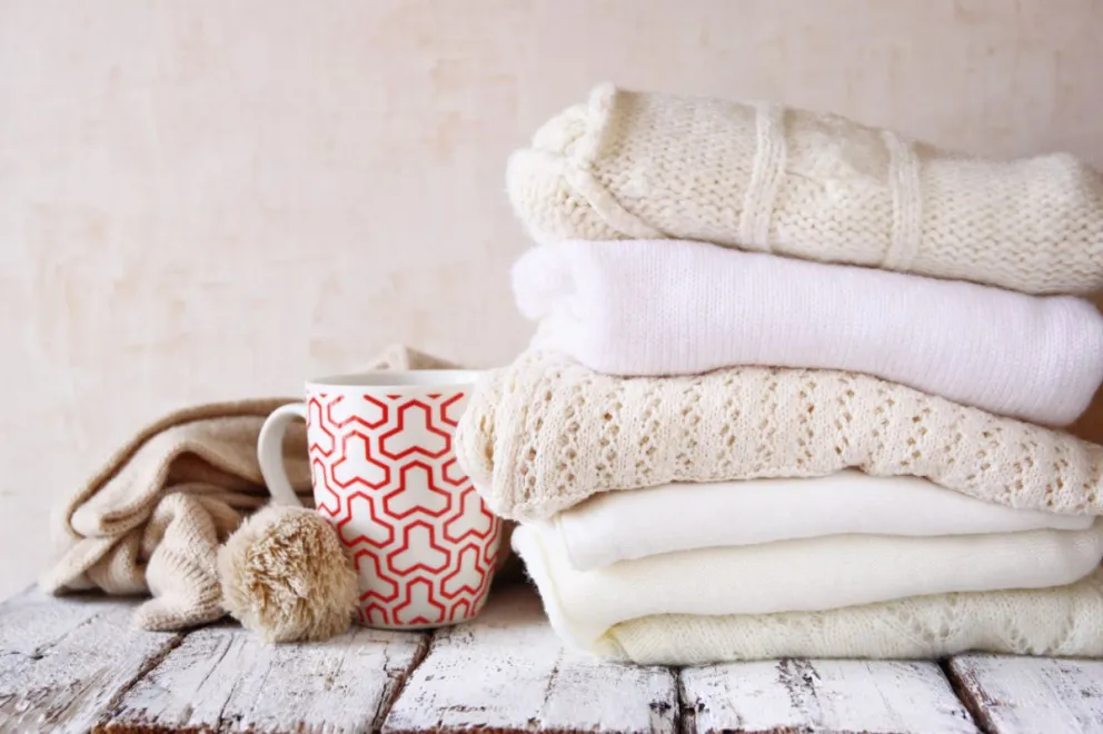 Nueva fórmula para eliminar las manchas de desodorante de la ropa blanca: infalible y económica