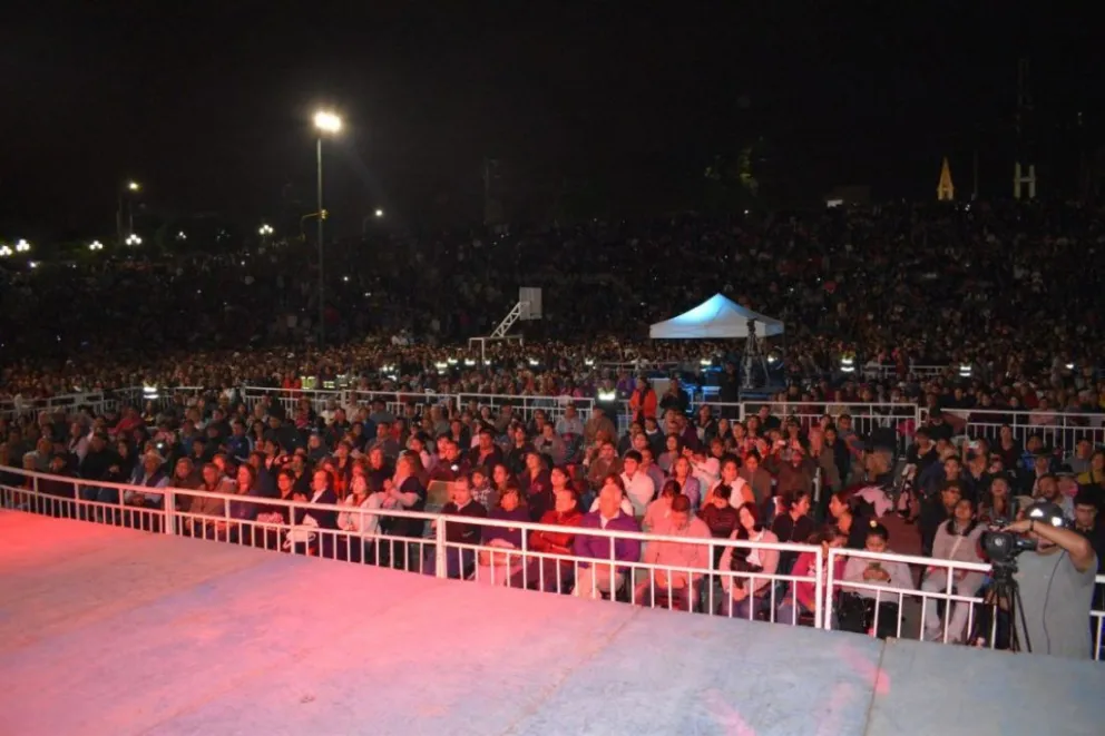 Así fue el 199° aniversario de la Policía de Salta: El Chaqueño Palavecino y grandes recaudaciones 