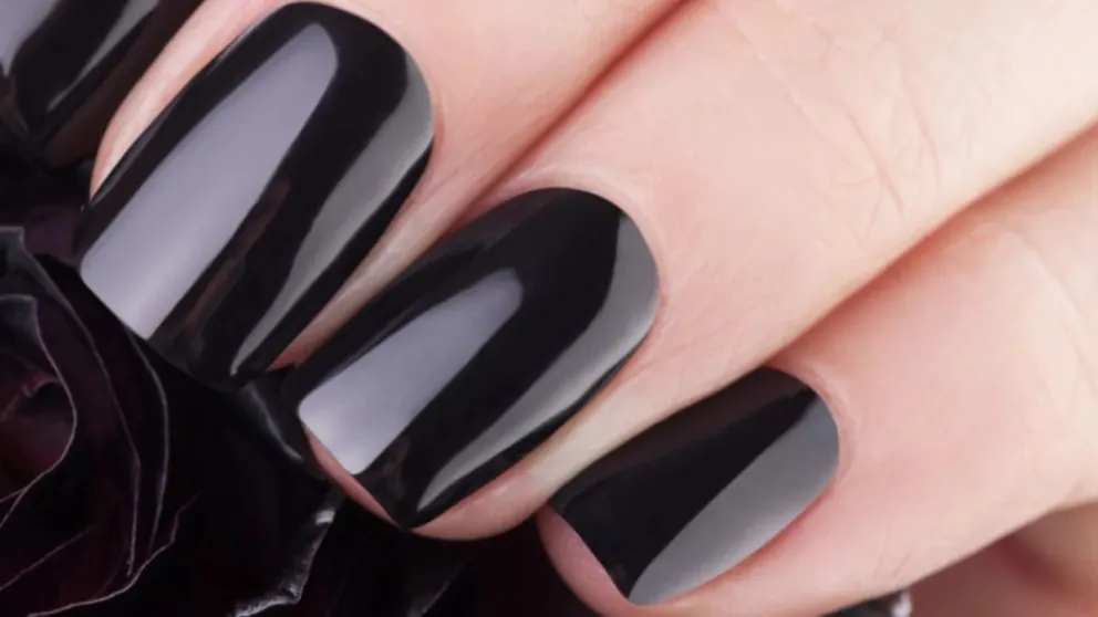 Este es el color de esmalte que debes llevar si quieres demostrar una imagen más segura de ti misma
