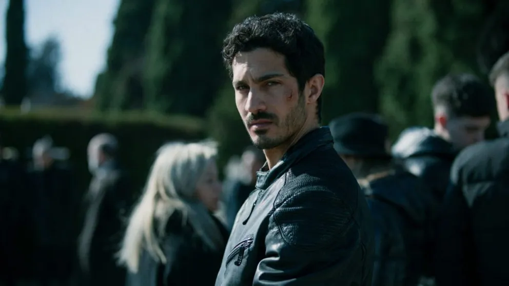 La nueva serie de Netflix protagonizada por el Chino Darín: explora el mundo criminal y te atrapará desde el principio