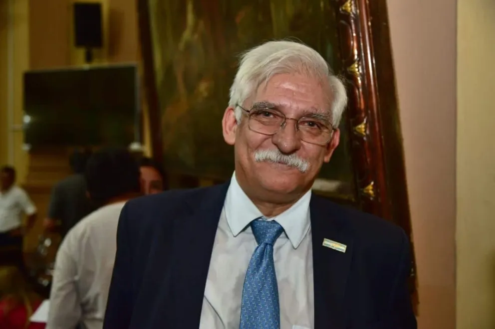 Carlos Zapata