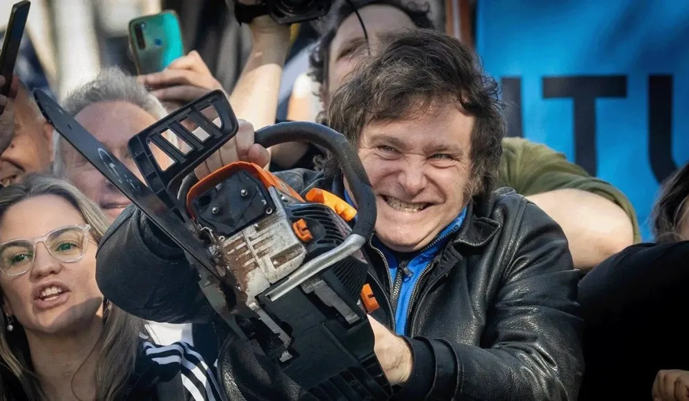Ley Ómnibus: el Gobierno de Javier Milei buscará penalizar el adoctrinamiento en las escuelas