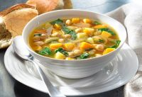 La imperdible receta de sopa de garbanzos y espinaca: una opción nutritiva y deliciosa  para el próximo invierno