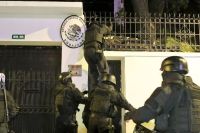 De película: la policía de Ecuador irrumpió en la embajada de México para detener al exvicepresidente Jorge Glas