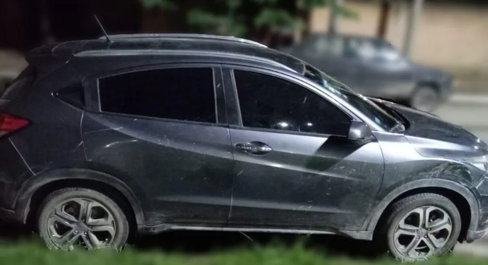 Orán: los nervios delataron a un conductor y la policía descubrió que había robado el auto en Buenos Aires