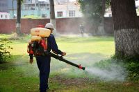 Emergencia sanitaria: vecinos de Cerrillos realizaron una colecta para fumigar contra el dengue
