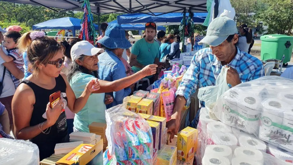 El mercado en tu barrio llega a plaza España: cuándo se realizará el encuentro y qué productos ofrecerán