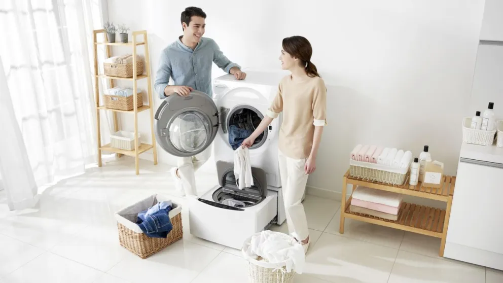 Cuatro ideas caseras para eliminar las manchas de lavandina de la ropa: resultados milagrosos