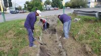 La Municipalidad de Salta continúa con los trabajos de limpieza del desagüe pluvial de la Av. Tavella