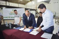 Franco Hernández Berni anunció la firma de un convenio con la Textil Tartagal e inauguró su nueva sede