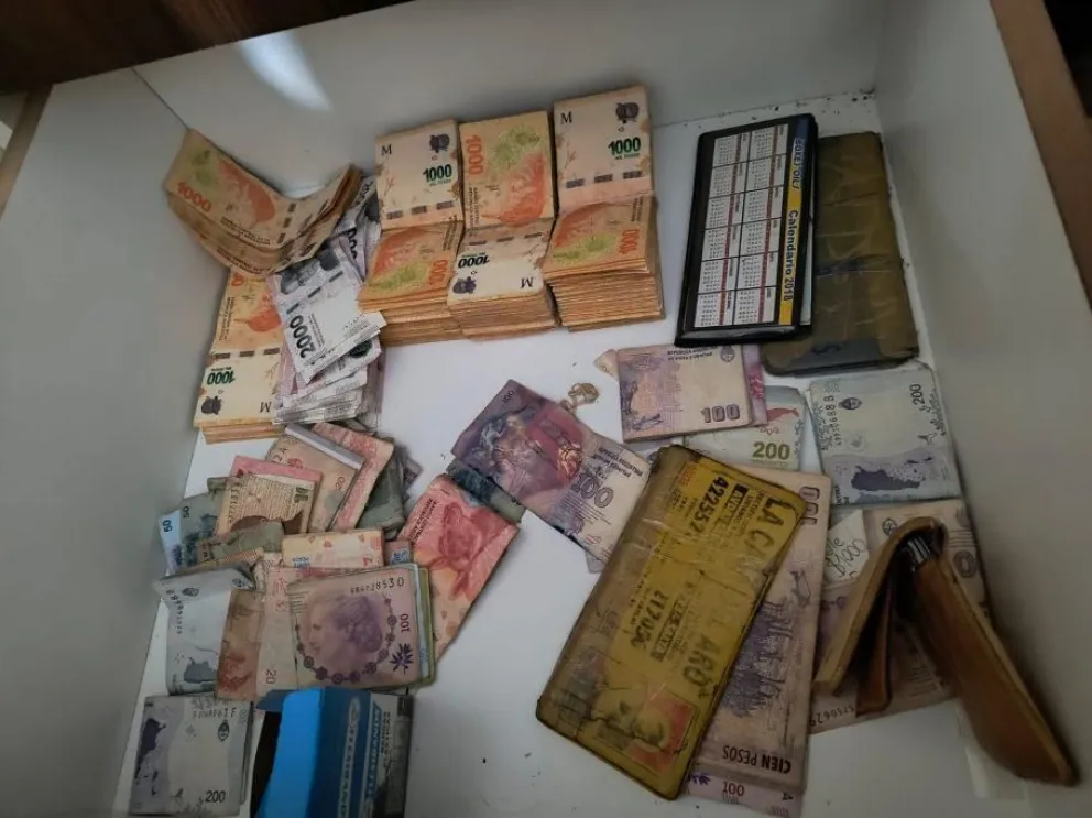 Operativo en Salta: desarticularon una red de narcotráfico, tenían 3 millones de pesos y 11 mil dosis de drogas 