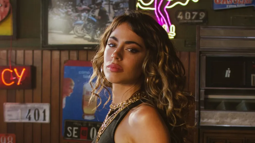 Tini Stoessel fulminó a Marcelo Tinelli en su nueva canción: "Ojos que no ven, traición que no sientes"